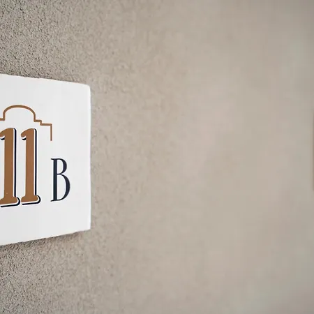 Bed and breakfast Parade Elluf 3*