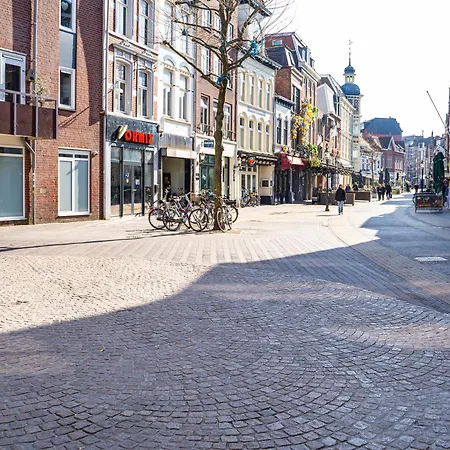 Bed and breakfast Parade Elluf 3*