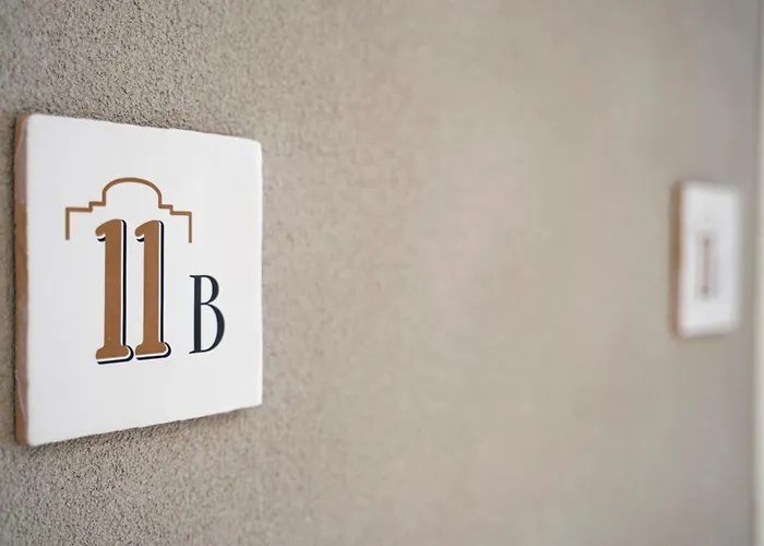 Frühstückspension Parade Elluf 3*